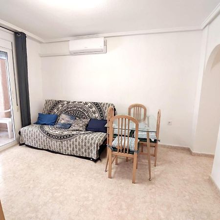 Modern Apartment 3Mins Walk To Playa Del Cura Beach Torrevieja Exterior foto