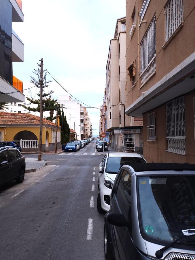 Modern Apartment 3Mins Walk To Playa Del Cura Beach Torrevieja Exterior foto